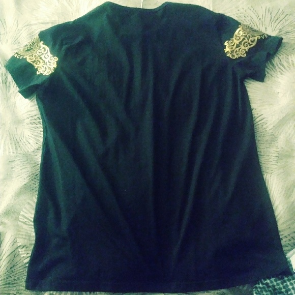 Versace shirt 👕 - Picture 4 of 4